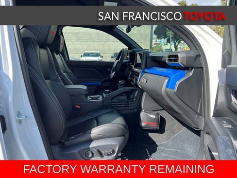 Certified 2025 Toyota Tacoma TRD Off-Road image 21