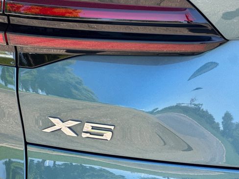 Certified 2024 BMW X5 xDrive40i w/ Parking Assistance Package image 36