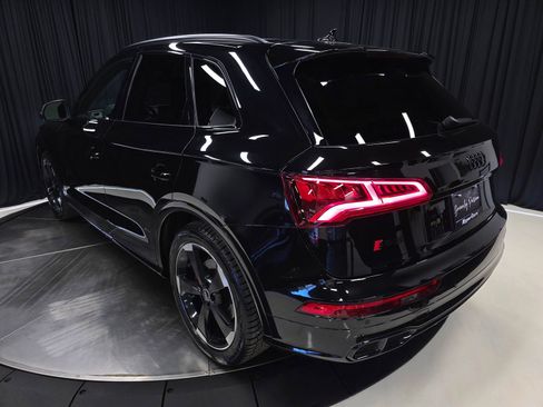 Used 2020 Audi SQ5 Premium Plus w/ Premium Plus Package AWD/4WD image 4