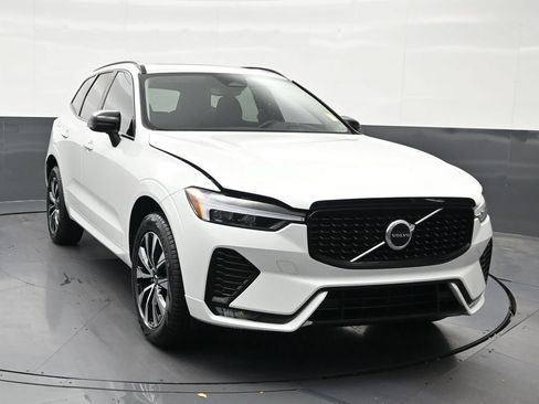 Certified 2024 Volvo XC60 B5 Core w/ Protection Package Premier AWD/4WD image 8
