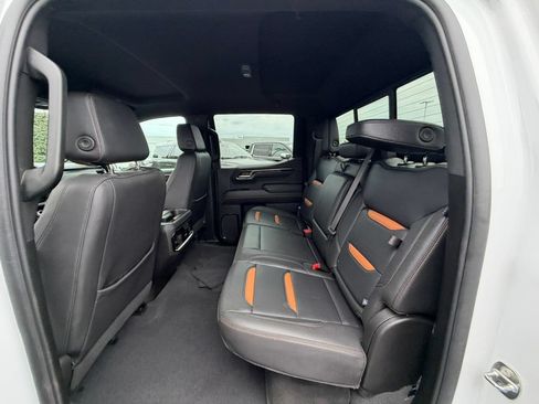 Certified 2024 GMC Sierra 1500 AT4 w/ Technology Package AWD/4WD image 31