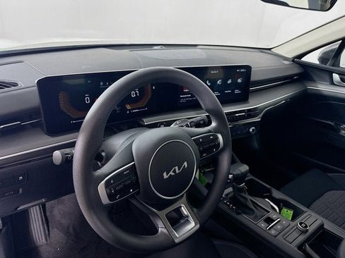New 2025 Kia K5 LXS image 12