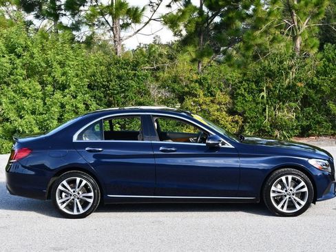 Used 2019 Mercedes-Benz C 300 4MATIC Sedan image 33