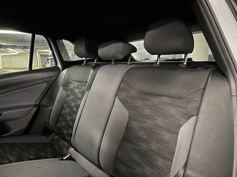 Used 2022 Volkswagen ID.4 Pro image 19