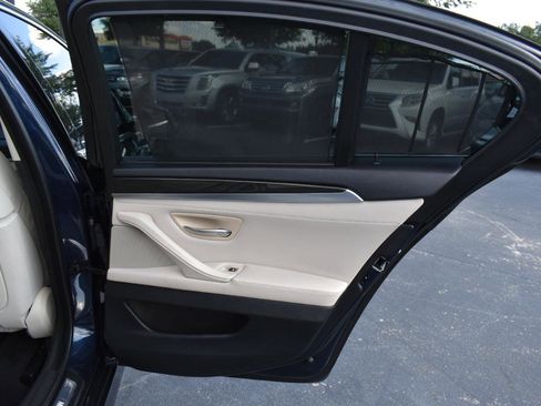 Used 2015 BMW 550i Sedan image 35