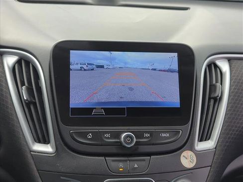 Used 2024 Chevrolet Malibu LT image 12