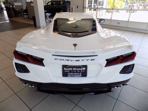 Used 2021 Chevrolet Corvette Stingray Premium Cpe w/ Z51 Performance Package RWD image 10