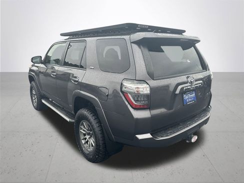 Used 2019 Toyota 4Runner SR5 Premium image 9