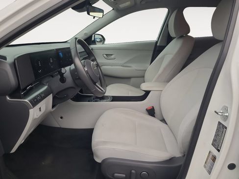 Used 2025 Hyundai Kona SEL AWD/4WD image 9