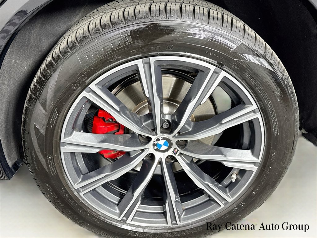 Used 2026 BMW X5 xDrive40i w/ M Sport Package AWD/4WD image 33