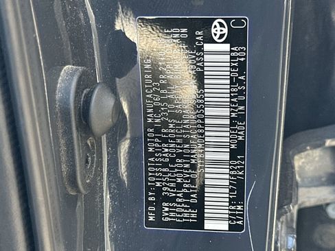 Used 2023 Toyota Corolla LE image 13