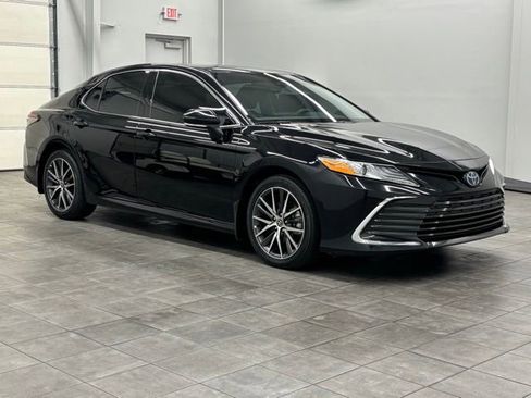 Used 2024 Toyota Camry XLE w/ Cold Weather Package image 1