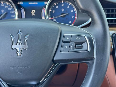 Used 2017 Maserati Quattroporte S GranLusso image 23