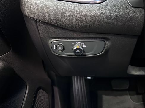 Certified 2024 Chevrolet Equinox LT AWD/4WD image 24