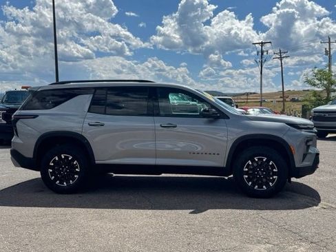 Used 2026 Chevrolet Traverse Z71 AWD/4WD image 6