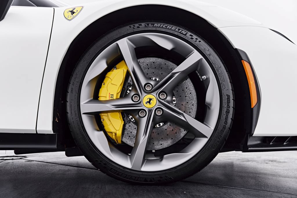 Used 2022 Ferrari SF90 Spider AWD/4WD image 38