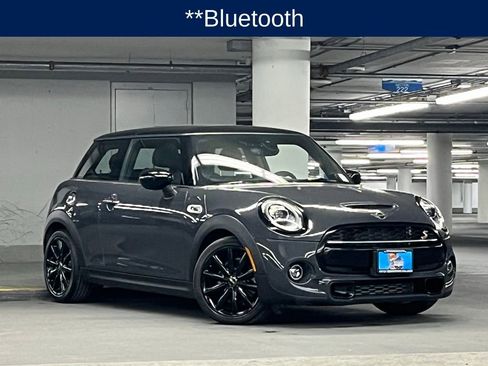 Used 2021 MINI Cooper S w/ Premium Package image 3