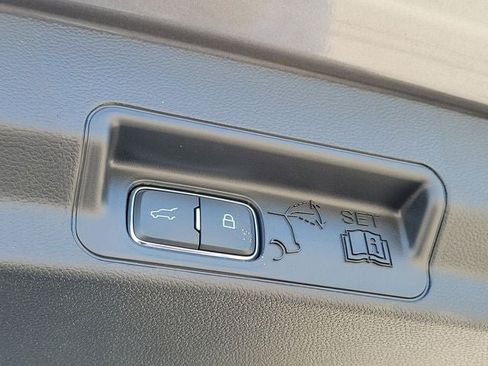 Certified 2025 Ford Explorer ST-Line AWD/4WD image 26