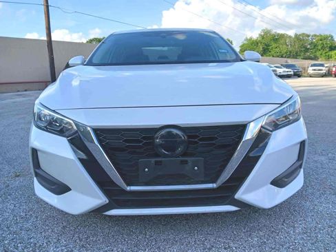 Used 2022 Nissan Sentra SV w/ Trunk Package FWD image 2