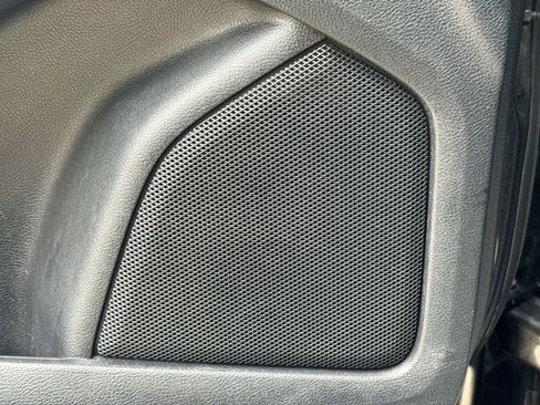 Used 2020 Ford Edge SEL image 29