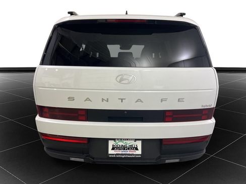 Used 2025 Hyundai Santa Fe SEL image 4