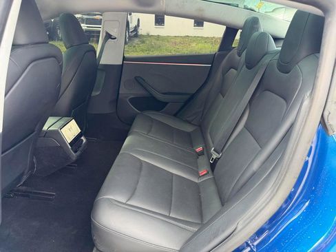 Used 2025 Tesla Model 3 Long Range RWD image 17