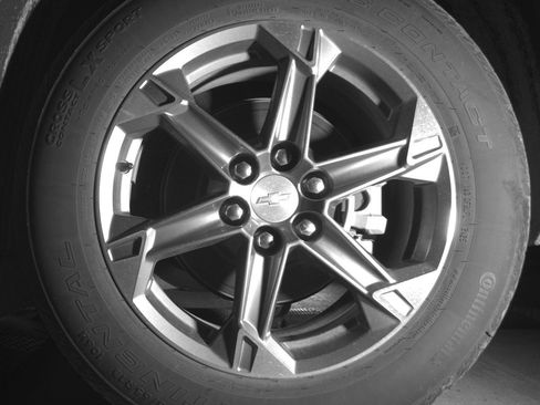 Used 2025 Chevrolet Blazer LT FWD image 14