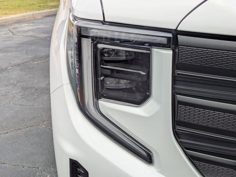 New 2026 GMC Sierra 1500 Pro w/ Graphite Edition image 10