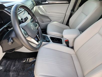 Used 2024 Volkswagen Tiguan SE w/ MDO Package, Two-Row