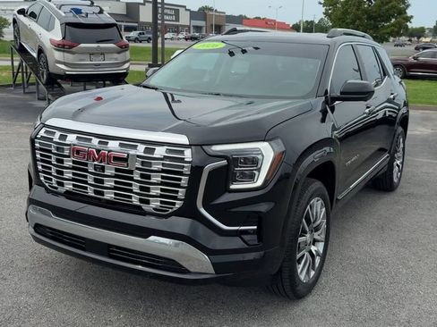 Used 2026 GMC Terrain Denali w/ LPO, Floor Liner Package AWD/4WD image 2