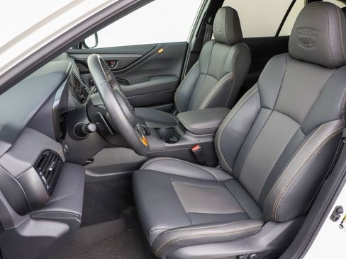 Used 2025 Subaru Outback Wilderness AWD/4WD image 9