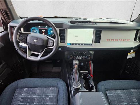 New 2025 Ford Bronco Heritage Edition image 11