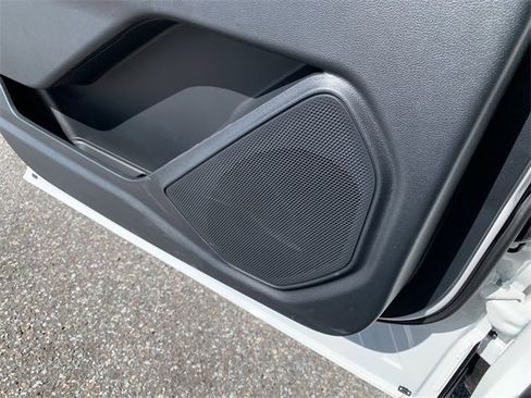 New 2025 Ford Explorer Active image 22