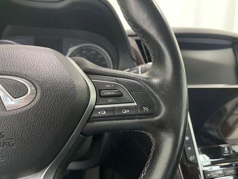 Used 2018 INFINITI Q50 Luxe w/ Cargo Package (L95) AWD/4WD image 10