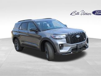 New 2027 Ford Explorer ST w/ Sun And Sound Package AWD/4WD video 2