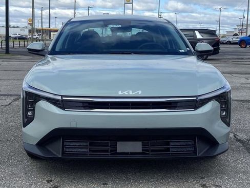 New 2026 Kia K4 FWD image 6