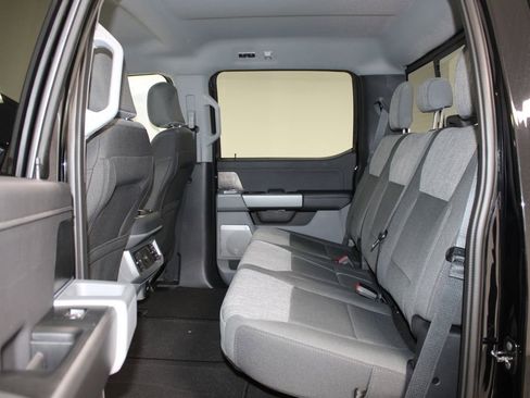 New 2026 Ford F250 XLT w/ XLT Premium Package image 28