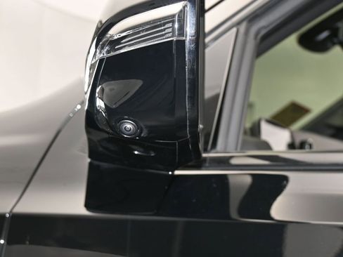 Used 2025 Chevrolet Tahoe RST w/ RST Capability Package image 40