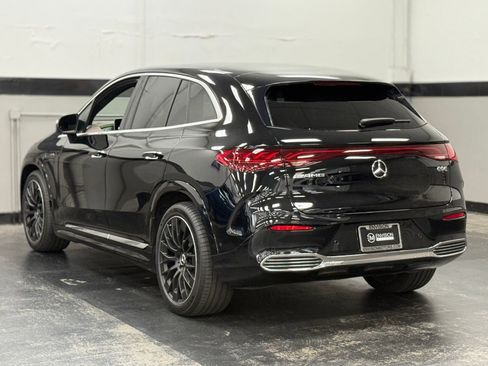 Used 2024 Mercedes-Benz EQE AMG 4MATIC SUV image 9