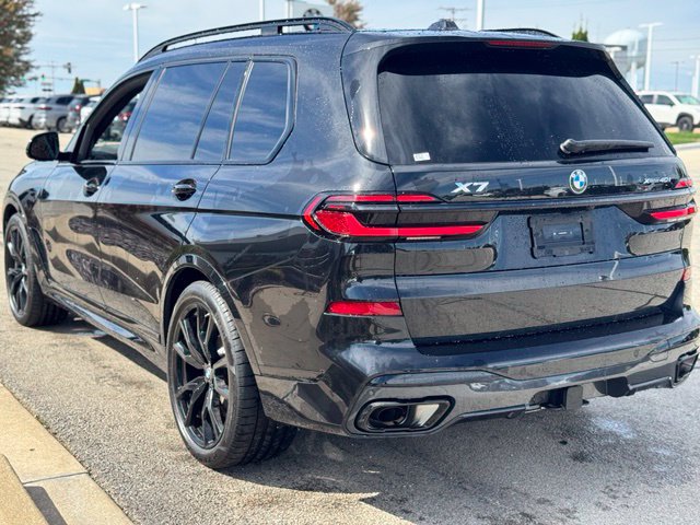 Certified 2025 BMW X7 xDrive40i w/ M Sport Package AWD/4WD image 4