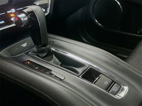 Certified 2022 Honda HR-V EX-L image 24