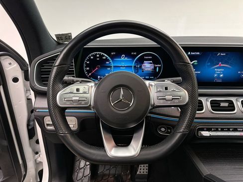 Used 2023 Mercedes-Benz GLS 450 4MATIC image 19