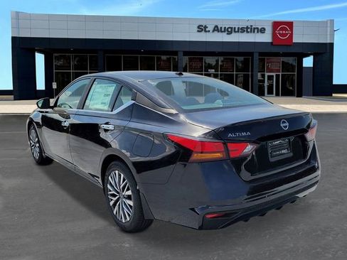 New 2026 Nissan Altima 2.5 SV FWD image 4