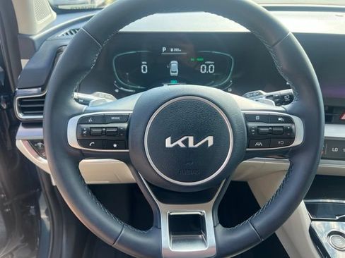 Used 2025 Kia Sportage EX w/ EX Premium Package AWD/4WD image 7