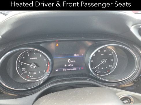 Used 2022 Buick Encore GX Preferred w/ Cold Weather Comfort Package AWD/4WD image 13