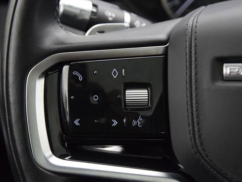 Used 2022 Land Rover Range Rover Velar R-Dynamic S image 23