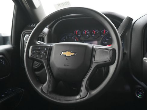 Used 2024 Chevrolet Silverado 2500 Custom w/ Custom Convenience Package AWD/4WD image 17