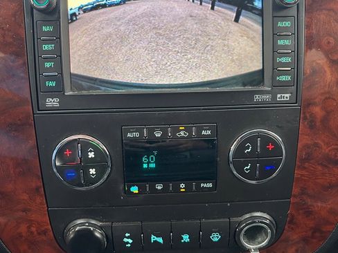 Used 2008 Chevrolet Tahoe LTZ w/ LTZ Preferred Equipment Group image 18