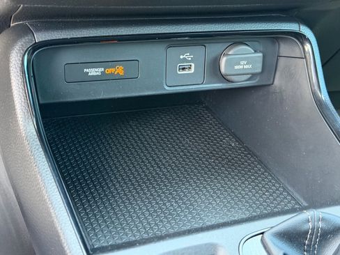 Used 2024 Honda CR-V LX image 31