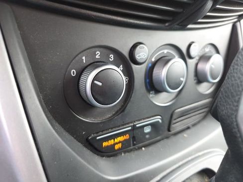 Used 2016 Ford Escape SE image 6